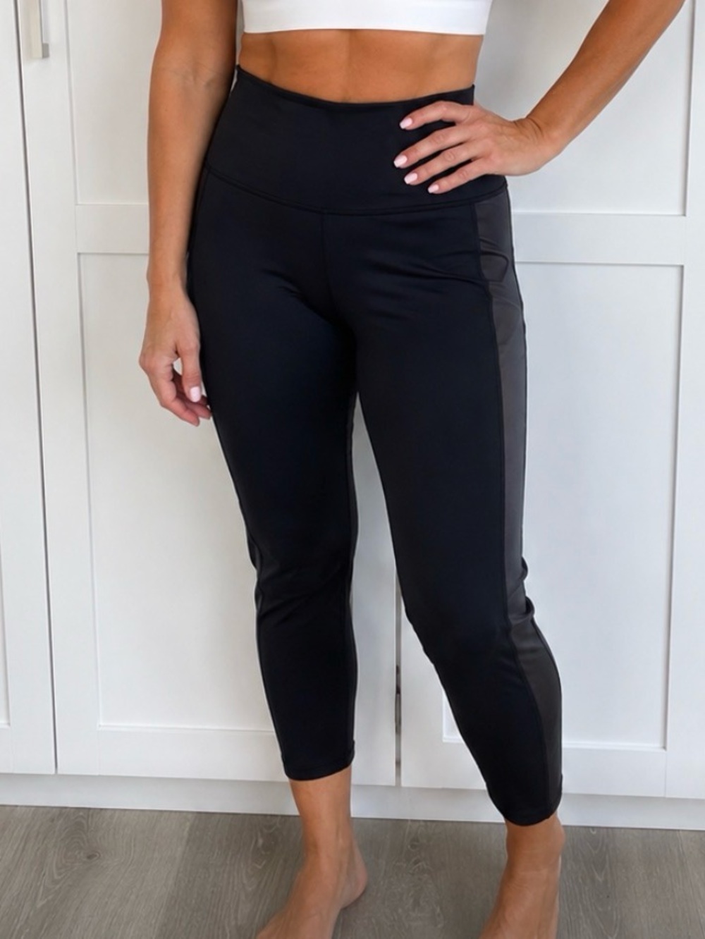 Ideology Black High-Rise Capri Leggings with Side Panel